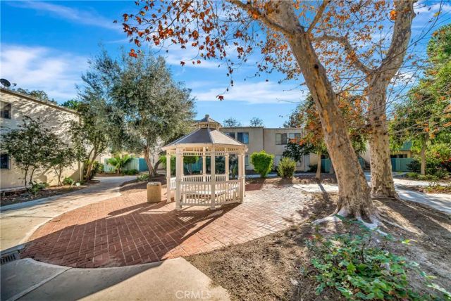 5700 Etiwanda Avenue 280, Tarzana, CA 91356