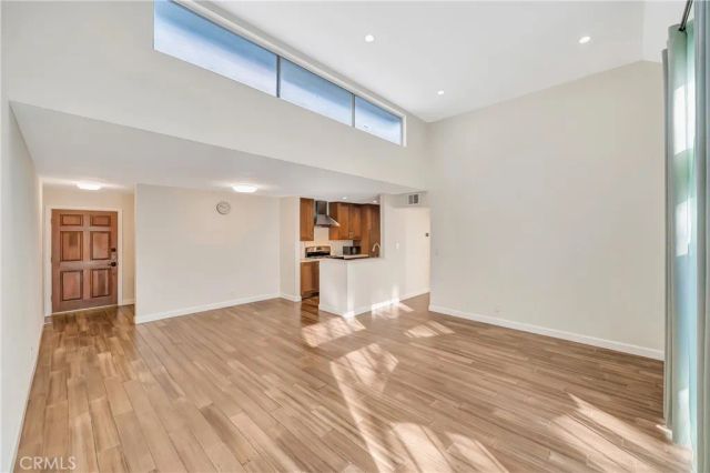 5700 Etiwanda Avenue 280, Tarzana, CA 91356