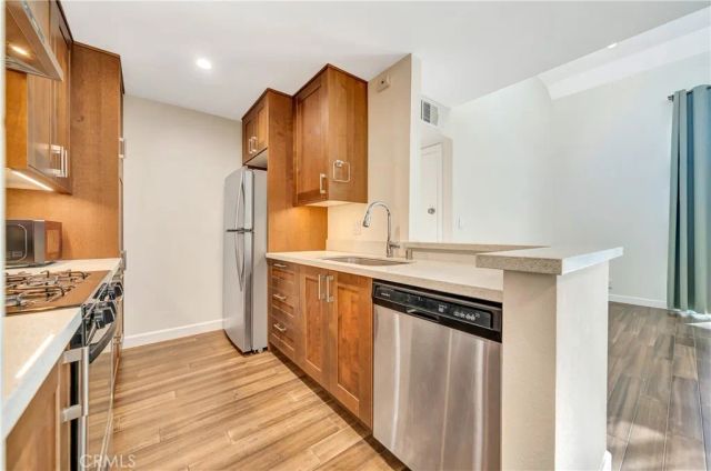 5700 Etiwanda Avenue 280, Tarzana, CA 91356