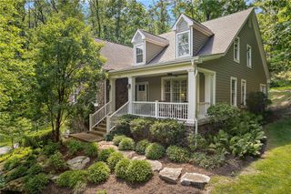 110 Lakeside Drive, Fox Chapel, PA 15238