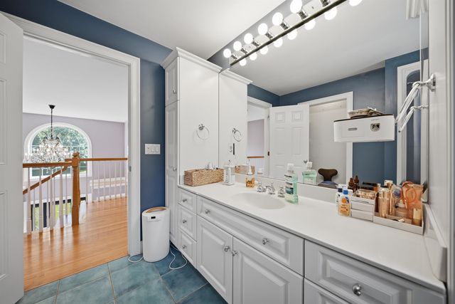 7 Gabriel Court, Hampstead, NH 03841