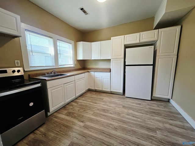 509 12th Avenue NW, Decatur, AL 35601