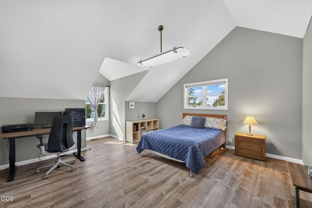 60835 Jennings Road, Bend, OR 97702