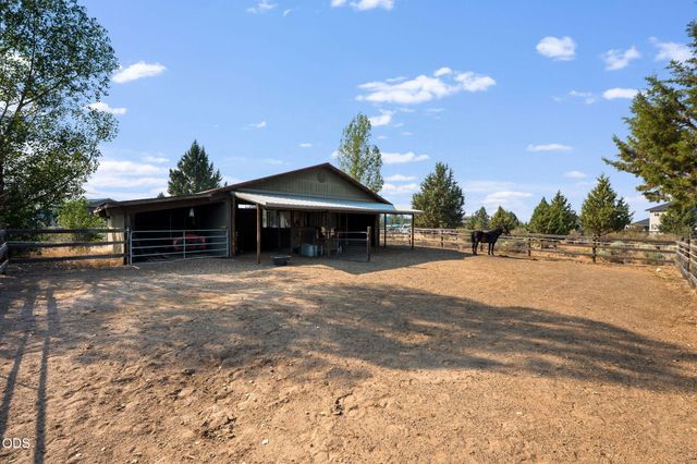 60835 Jennings Road, Bend, OR 97702