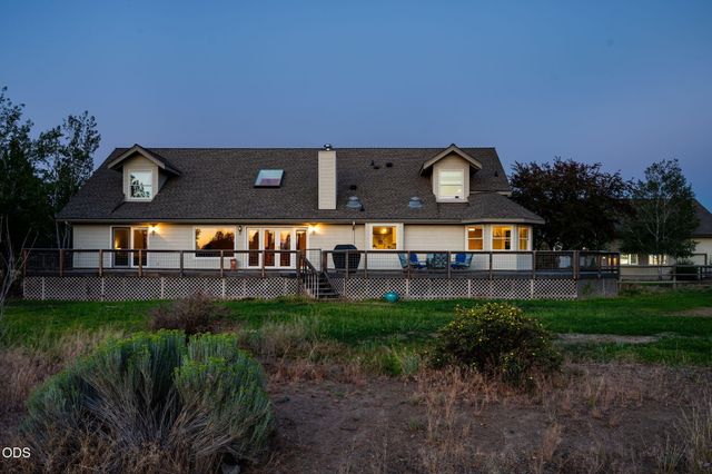 60835 Jennings Road, Bend, OR 97702
