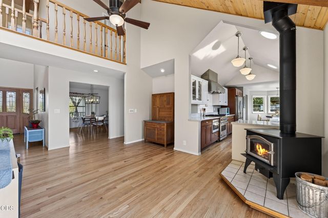 60835 Jennings Road, Bend, OR 97702