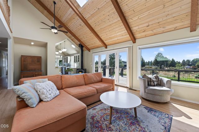 60835 Jennings Road, Bend, OR 97702