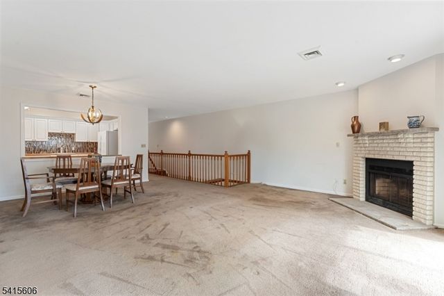 300 Gorge Rd 25, Cliffside Park Boro, NJ 07010