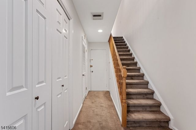 300 Gorge Rd 25, Cliffside Park Boro, NJ 07010