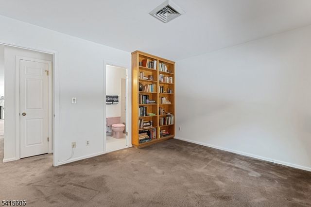 300 Gorge Rd 25, Cliffside Park Boro, NJ 07010