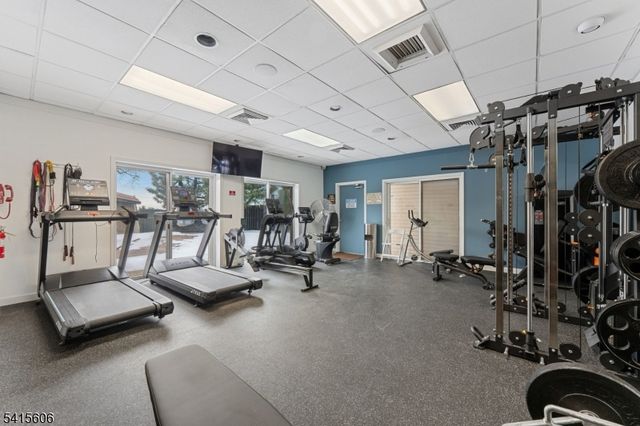 300 Gorge Rd 25, Cliffside Park Boro, NJ 07010