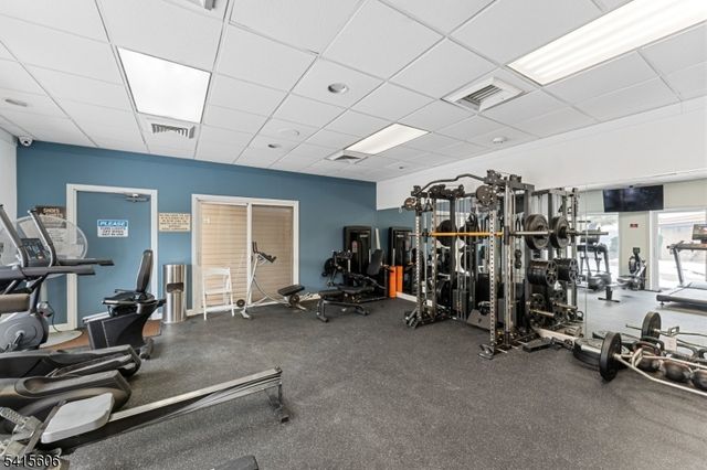 300 Gorge Rd 25, Cliffside Park Boro, NJ 07010