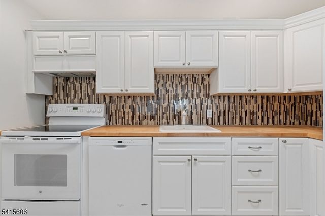 300 Gorge Rd 25, Cliffside Park Boro, NJ 07010