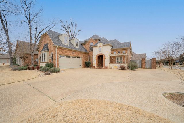 1008 Riverwood, Longview, TX 75604