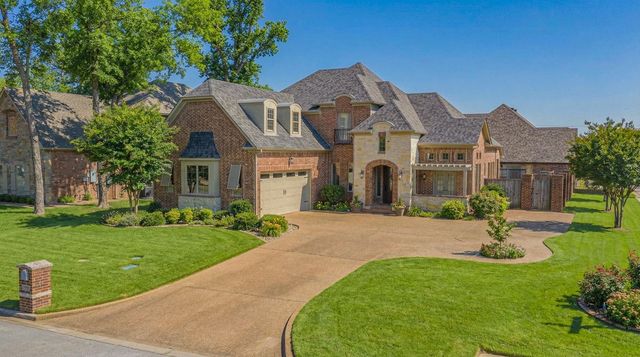 1008 Riverwood, Longview, TX 75604