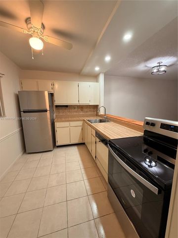 5130 Las Verdes Cir 123, Delray Beach, FL 33484