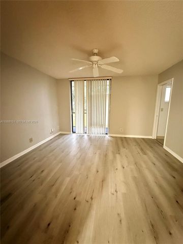 5130 Las Verdes Cir 123, Delray Beach, FL 33484