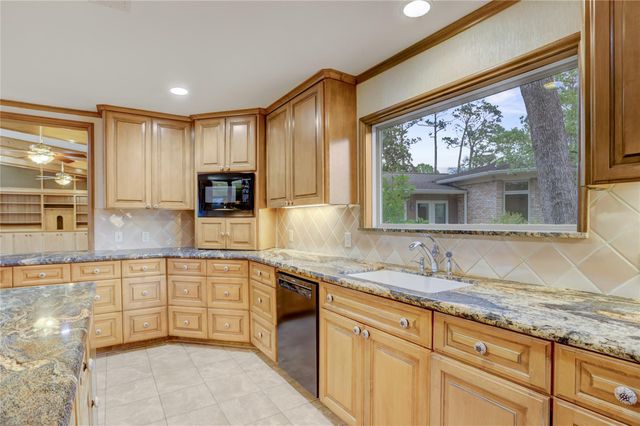 309 Westminster Drive, Houston, TX 77024