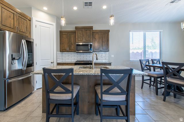 416 W CAMINO BORDE, Washington, UT 84780