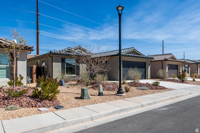 416 W CAMINO BORDE, Washington, UT 84780