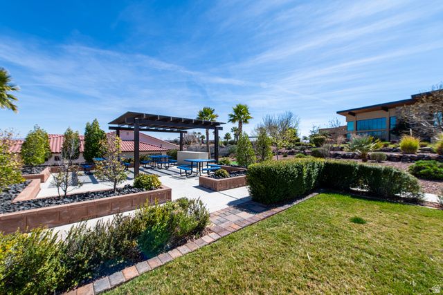 416 W CAMINO BORDE, Washington, UT 84780