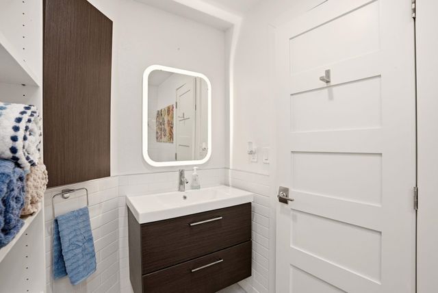 170 S Coeur D'Alene St, Spokane, WA 99201