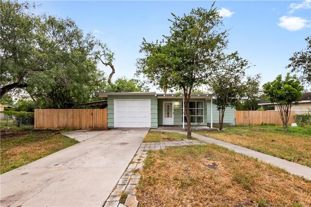 1406 S 11th St, Kingsville, TX 78363