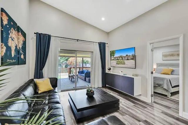 2411 SW 58th Manor, Fort Lauderdale, FL 33312