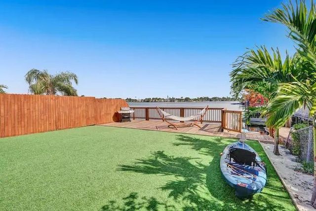 2411 SW 58th Manor, Fort Lauderdale, FL 33312