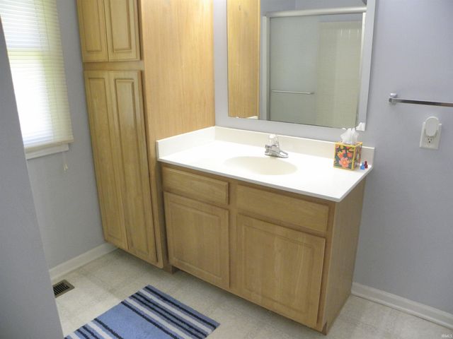 2641 Oak Drive, Clayton, IN 46118