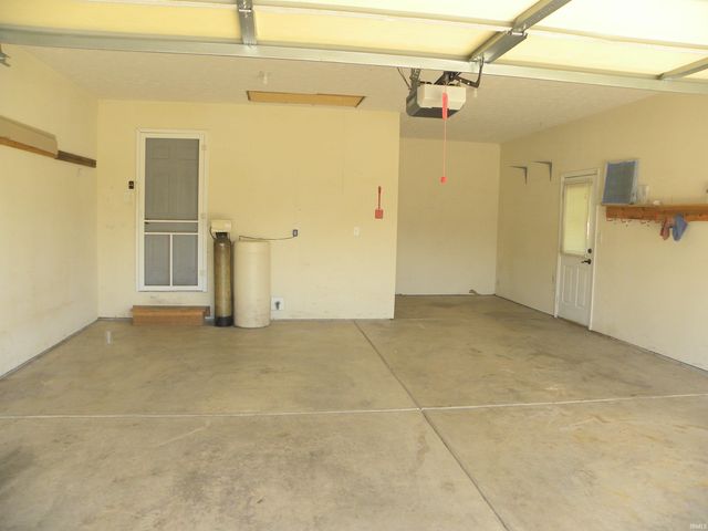 2641 Oak Drive, Clayton, IN 46118