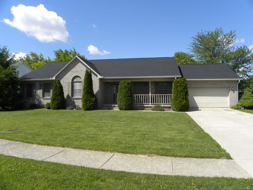 2641 Oak Drive, Clayton, IN 46118