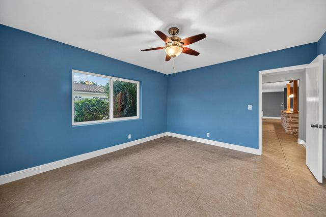 2750 SE 3rd Street, Pompano Beach, FL 33062