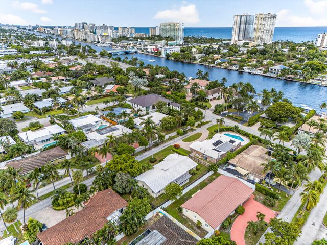 2750 SE 3rd Street, Pompano Beach, FL 33062