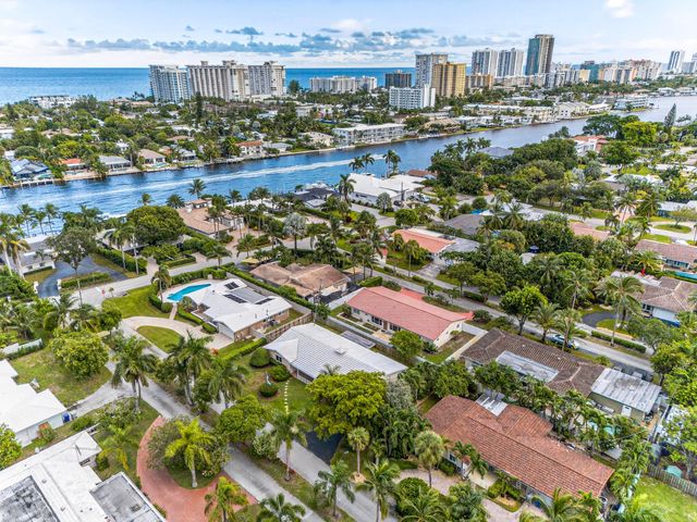 2750 SE 3rd Street, Pompano Beach, FL 33062