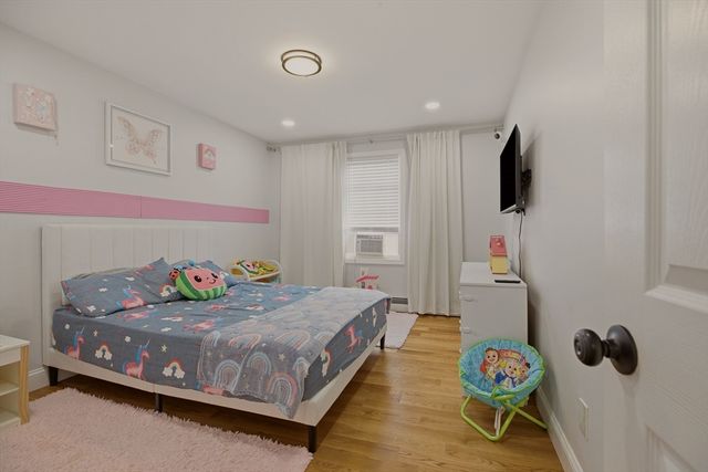 724 Woodman St, Fall River, MA 02724