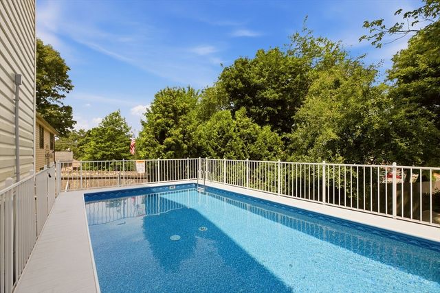 724 Woodman St, Fall River, MA 02724