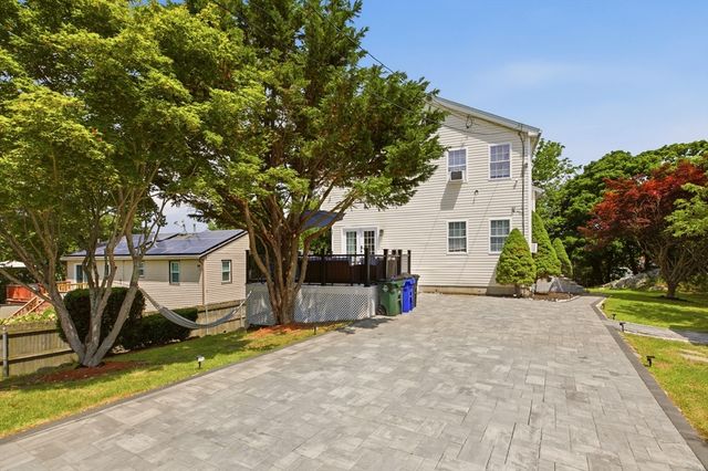 724 Woodman St, Fall River, MA 02724