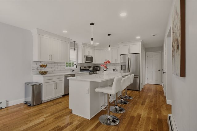724 Woodman St, Fall River, MA 02724