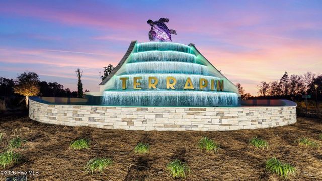 2211 Calm Waters Drive, Leland, NC 28451