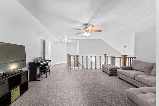 2038 W Moose Creek, Nampa, ID 83686