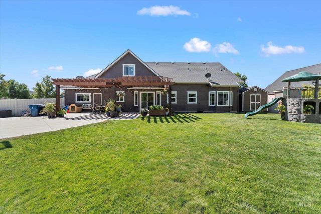 2038 W Moose Creek, Nampa, ID 83686