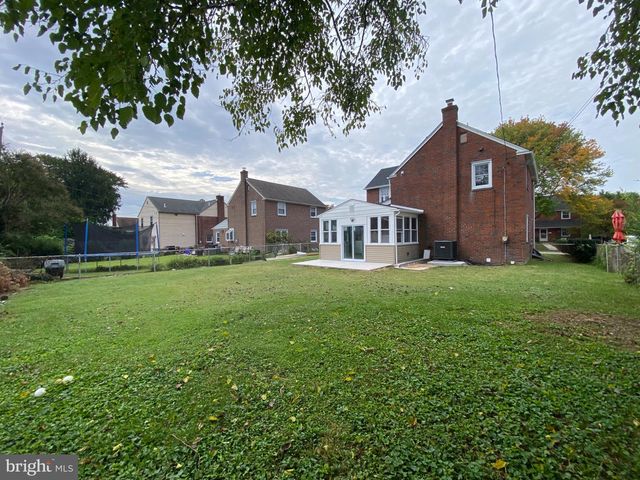825 STANBRIDGE RD, Drexel Hill, PA 19026