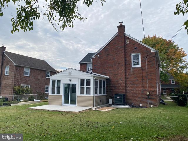825 STANBRIDGE RD, Drexel Hill, PA 19026