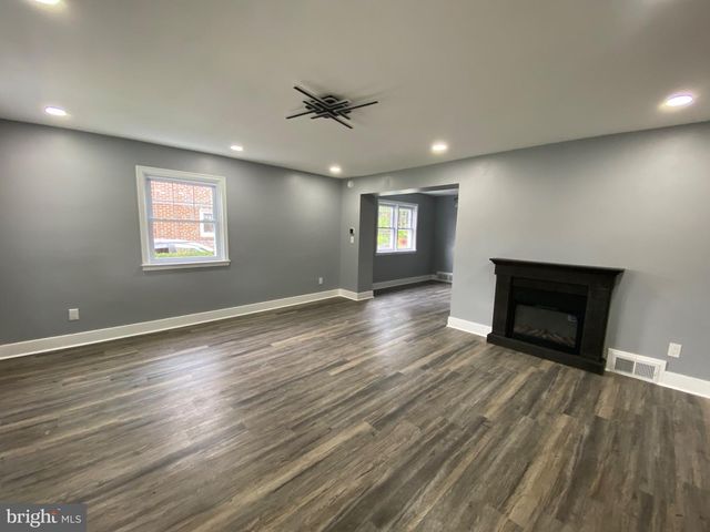 825 STANBRIDGE RD, Drexel Hill, PA 19026