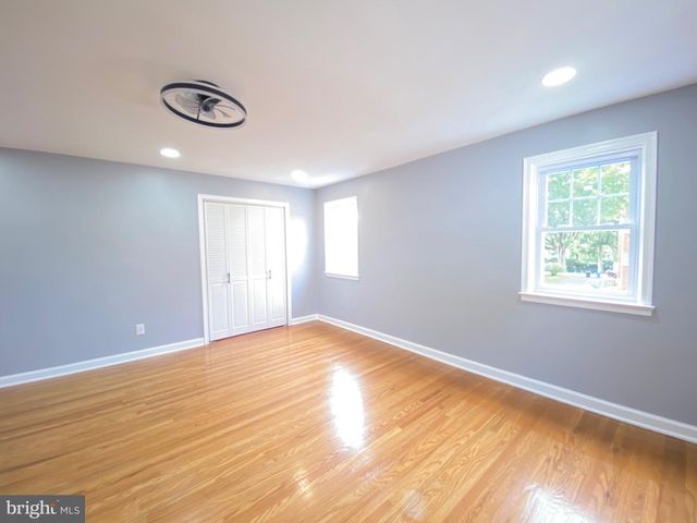 825 STANBRIDGE RD, Drexel Hill, PA 19026
