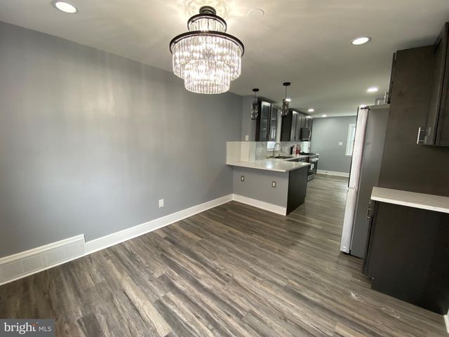 825 STANBRIDGE RD, Drexel Hill, PA 19026