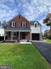 825 STANBRIDGE RD, Drexel Hill, PA 19026