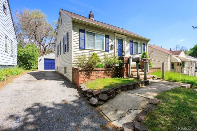 635 E Tennyson Avenue, Pontiac, MI 48340