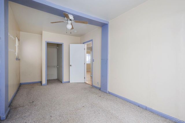 635 E Tennyson Avenue, Pontiac, MI 48340
